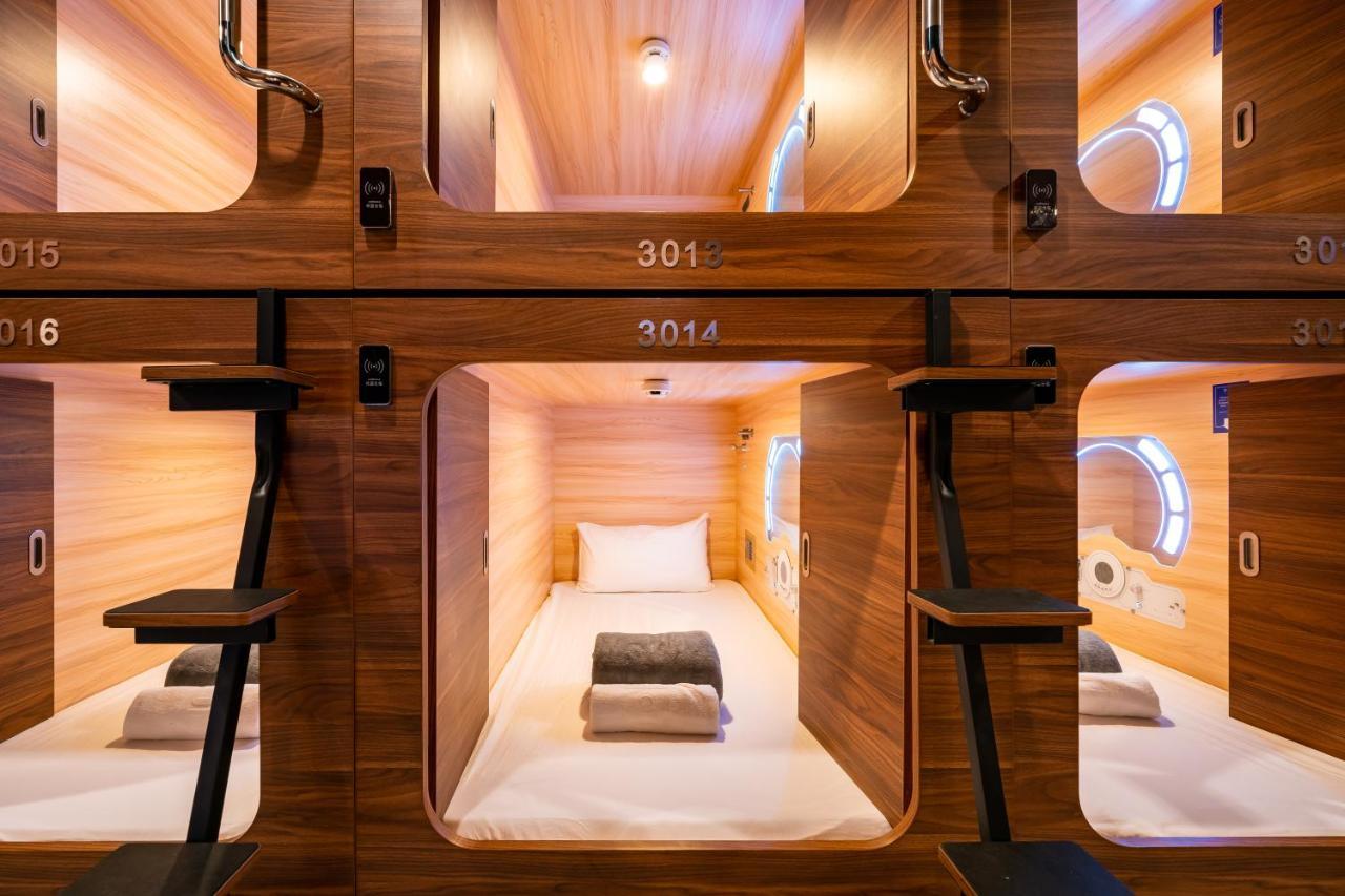 Jpod Capsule Hotel Kota Kinabalu Buitenkant foto