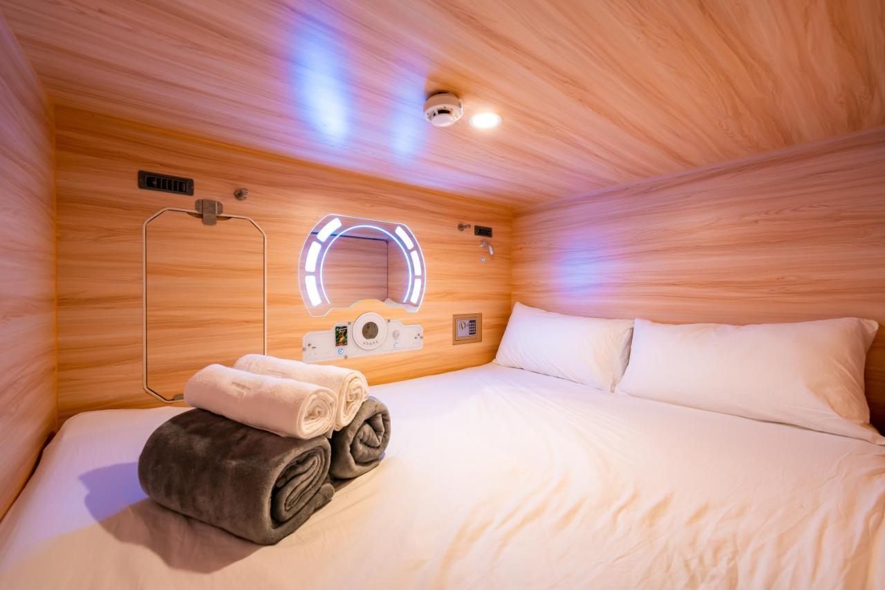 Jpod Capsule Hotel Kota Kinabalu Buitenkant foto